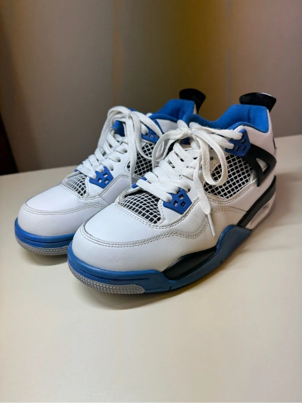 Jordan Kids White and Blue Retro Basketball Sneakers